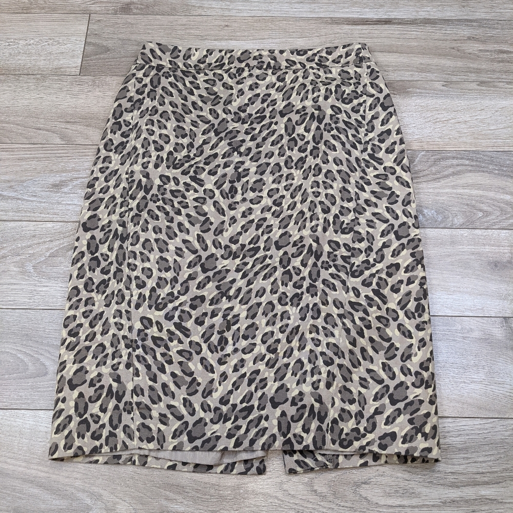 Leopard print 2 LOFT pencil Skirt